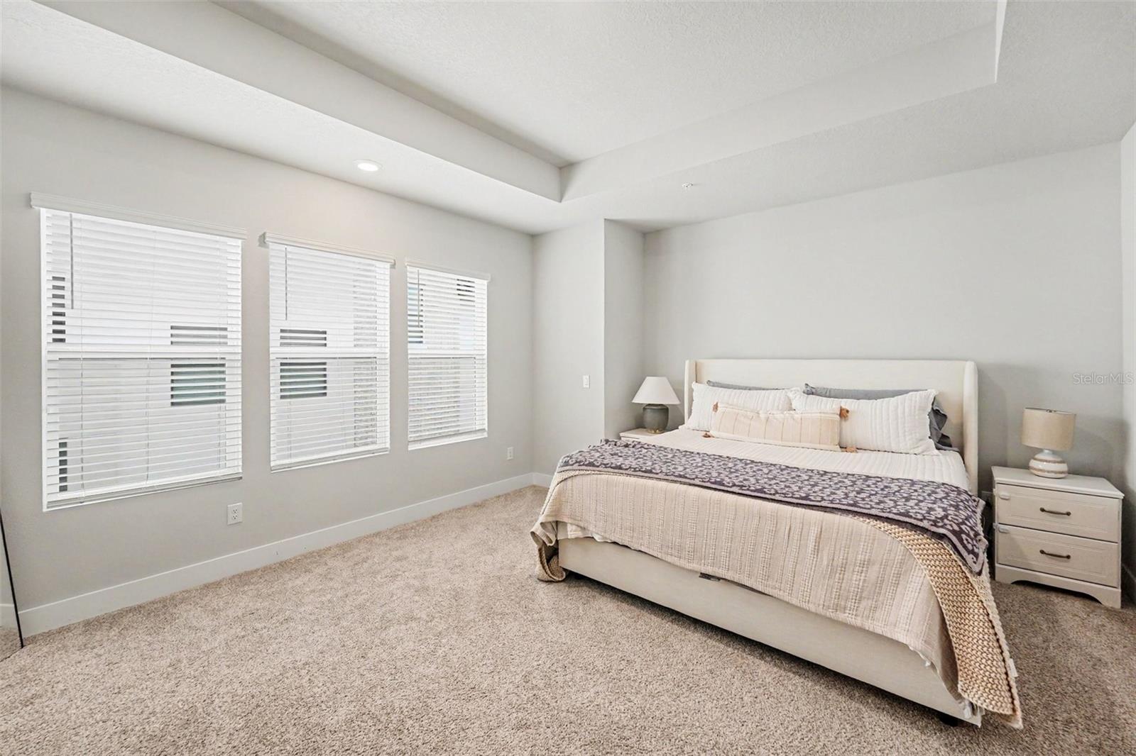 WESTSHORE VILLAGE TWNHMS - Residential