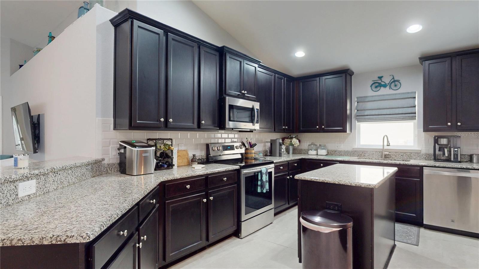 CREEKSIDE PH 2 - Residential