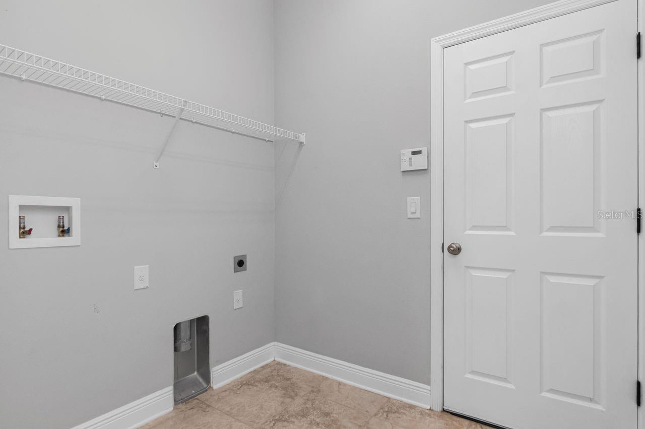 ALAFIA RIDGE ESTATES - Residential