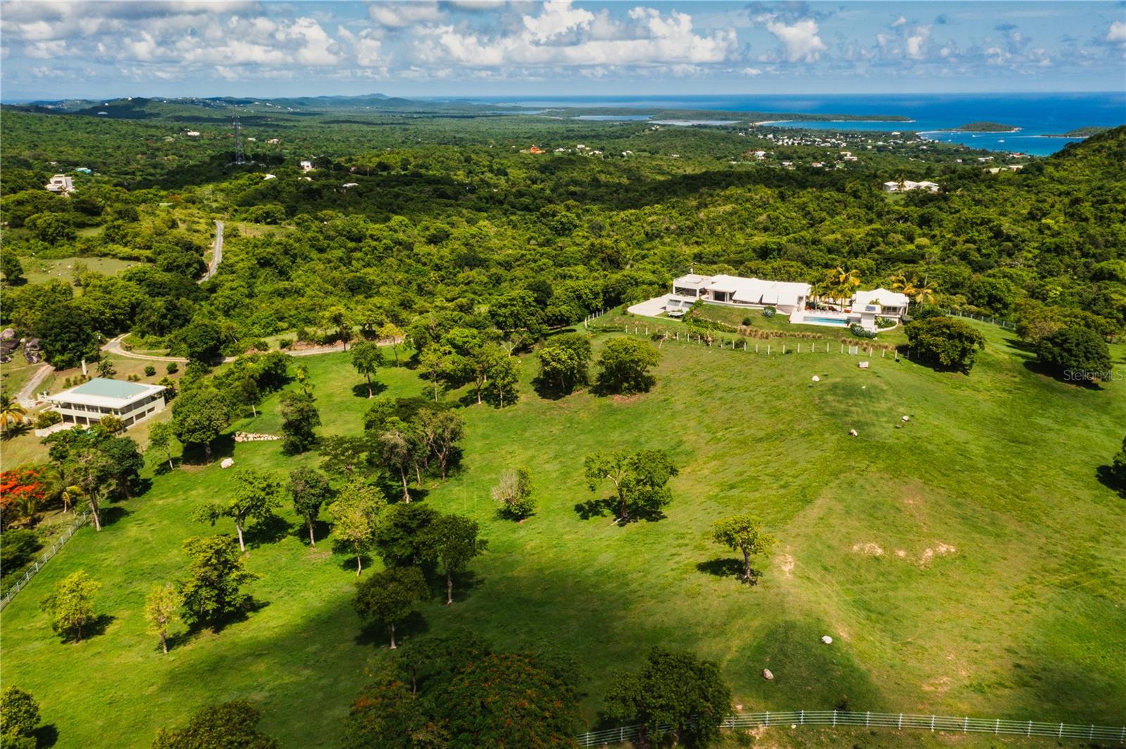 LA LLAVE SECTOR OF PUERTO REAL - Residential