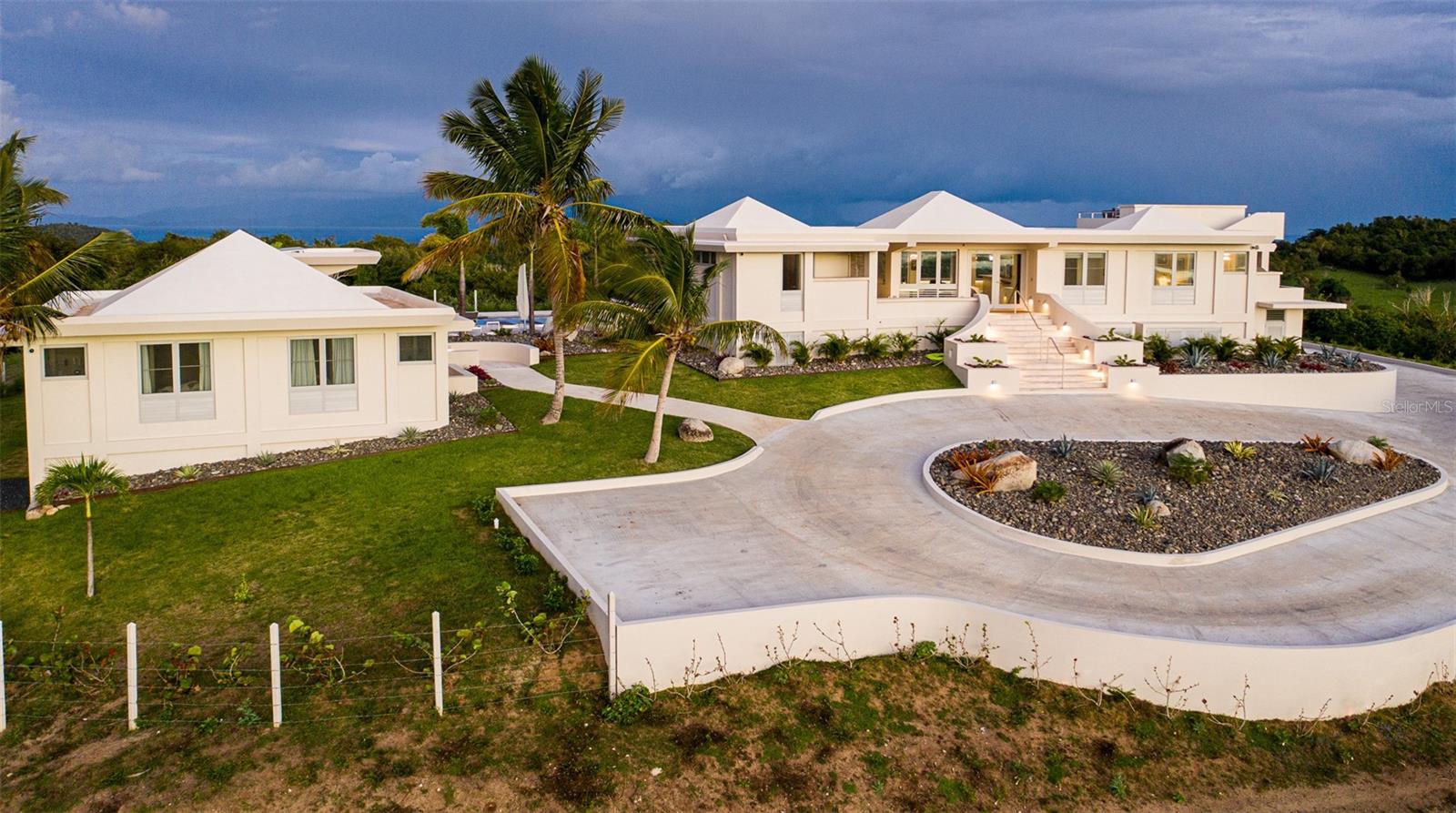 LA LLAVE SECTOR OF PUERTO REAL - Residential