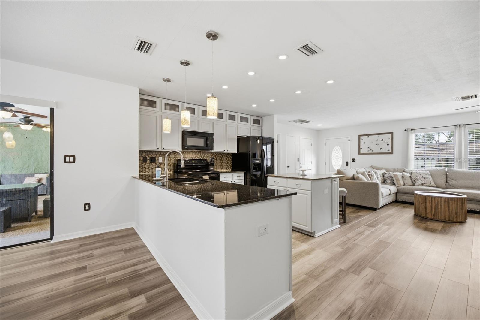 COUNTRY VILLAS - Residential