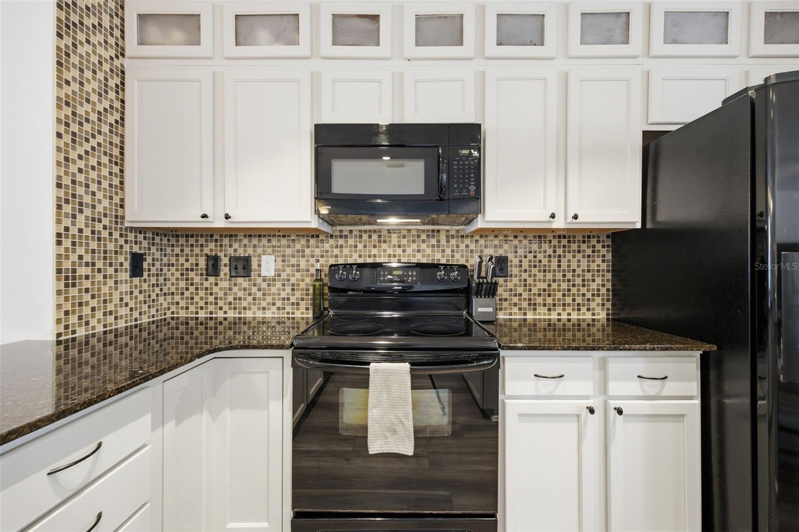 COUNTRY VILLAS - Residential