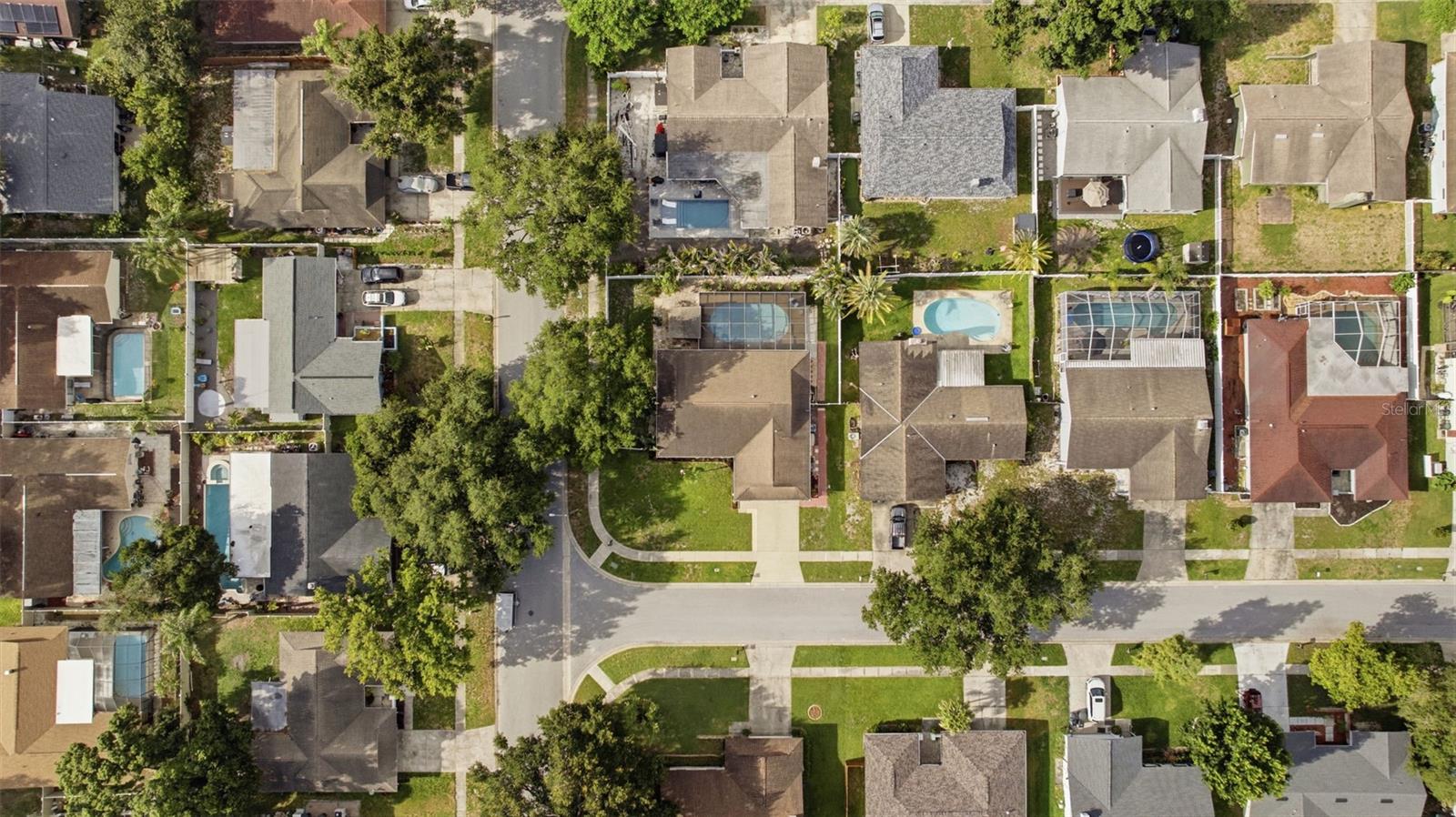 COUNTRY VILLAS - Residential