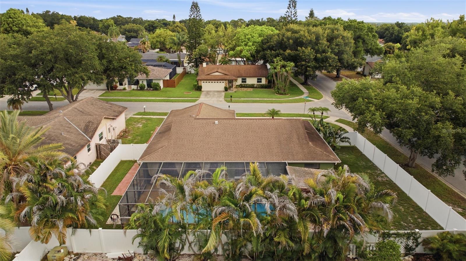 COUNTRY VILLAS - Residential