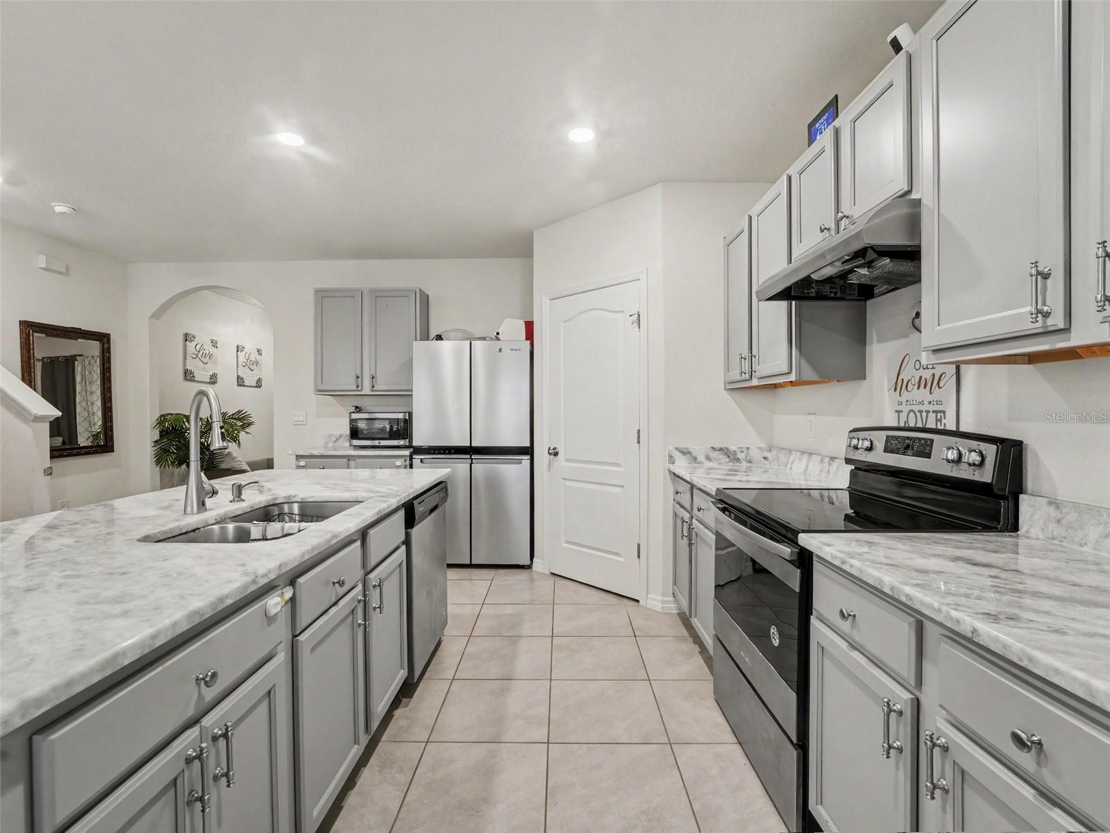 LUCERNE PARK RESERVE - Residential