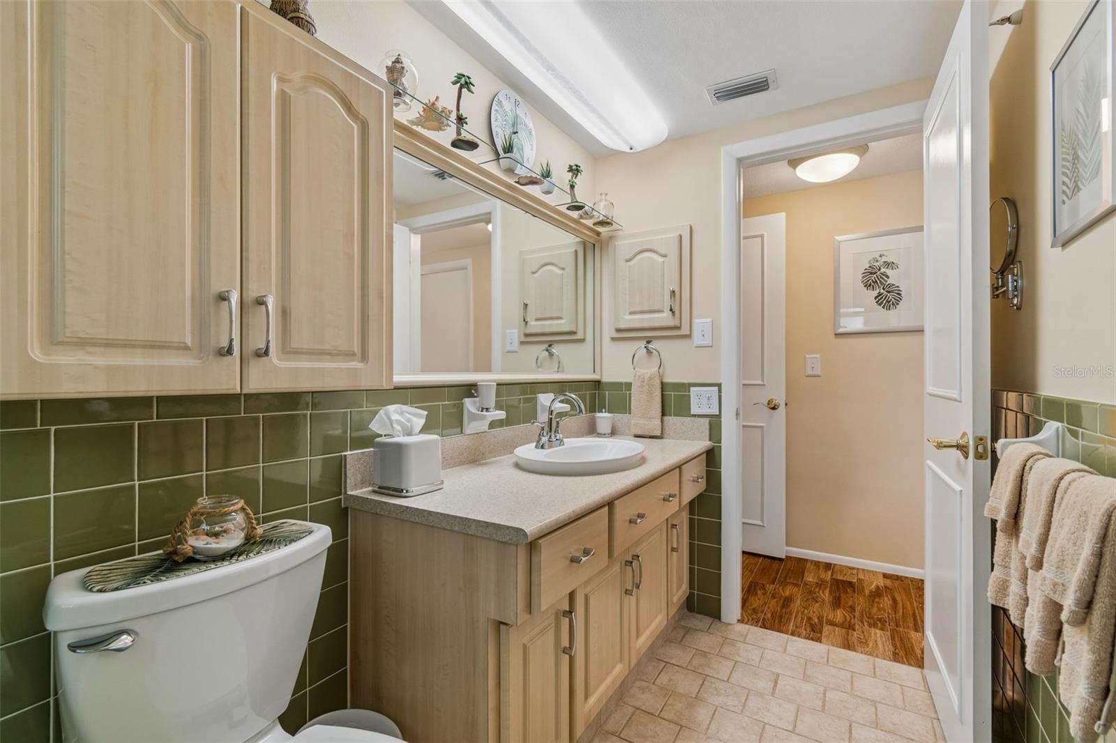 FOREST HILLS - Residential
