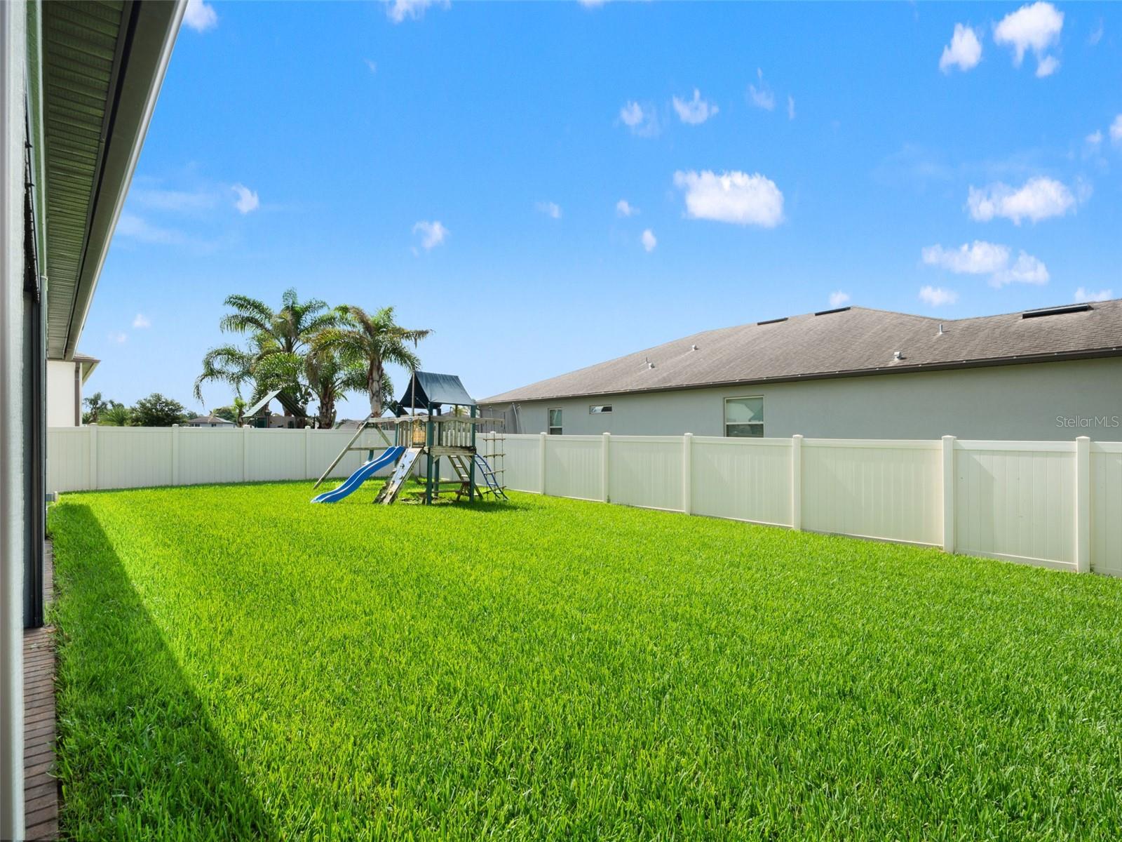 RETREAT AT LAKE BRANTLEY - Residential