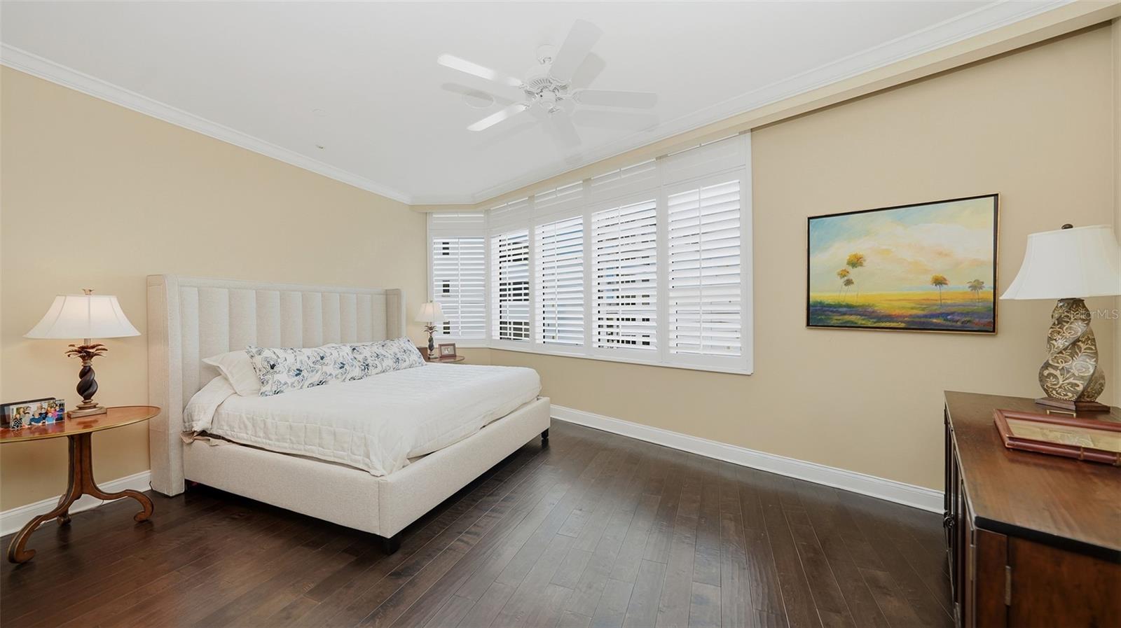 THE PHOENIX - Residential