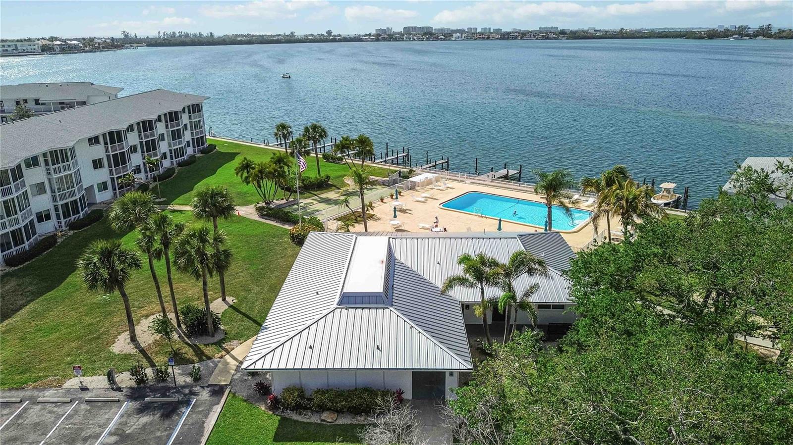 SARASOTA HARBOR EAST - Residential