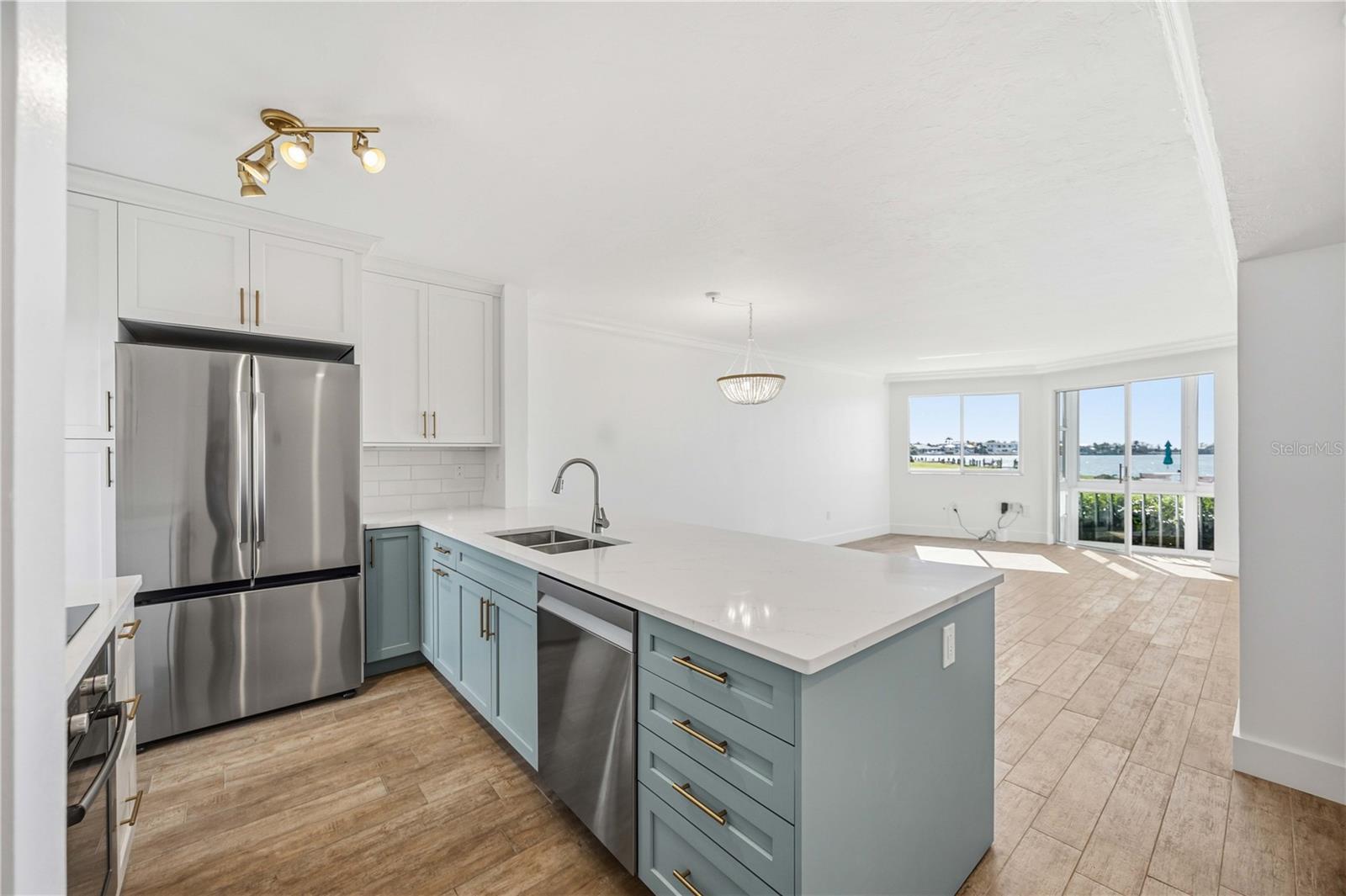 SARASOTA HARBOR EAST - Residential
