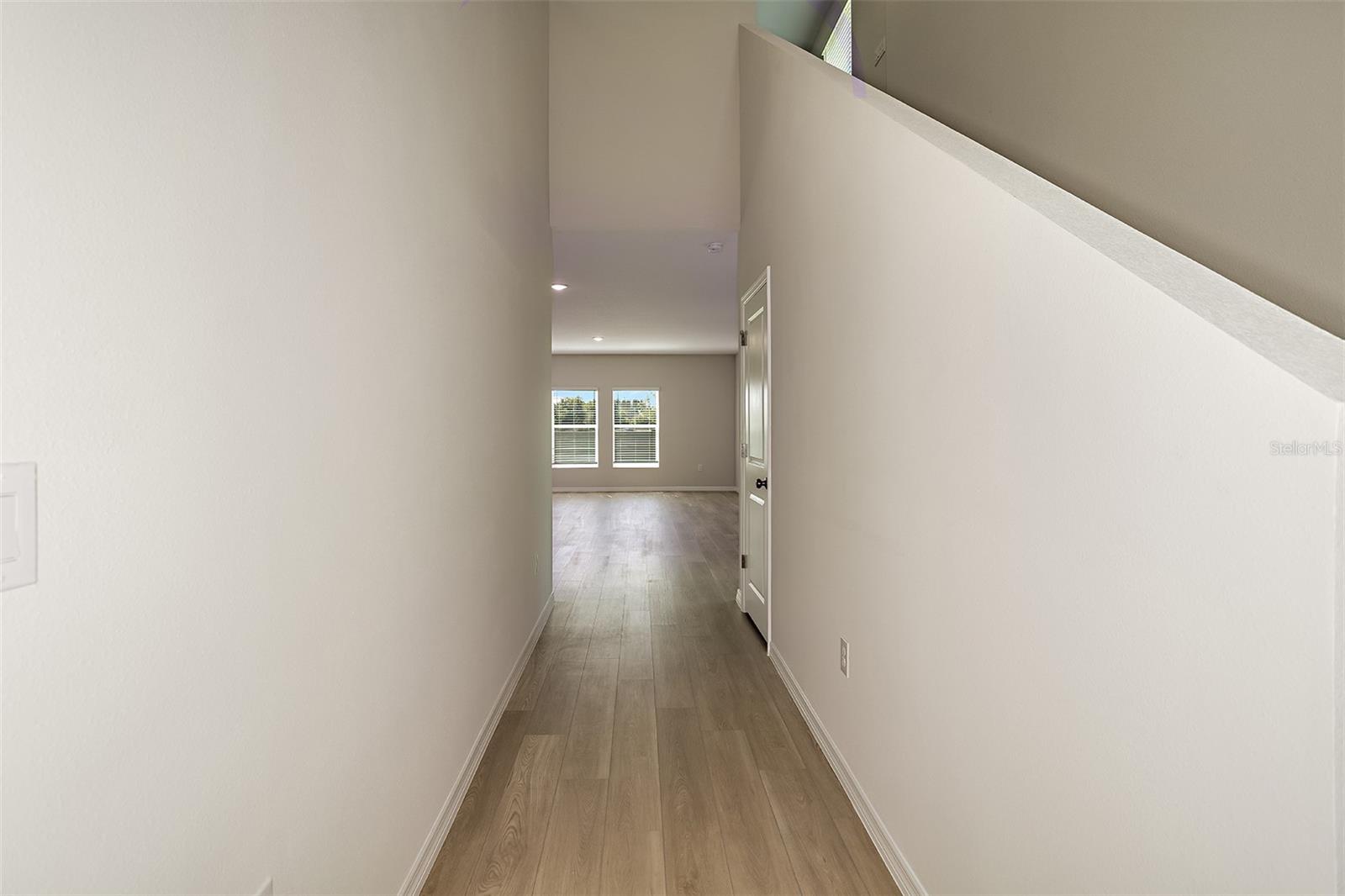 PASADENA WOODS - Residential