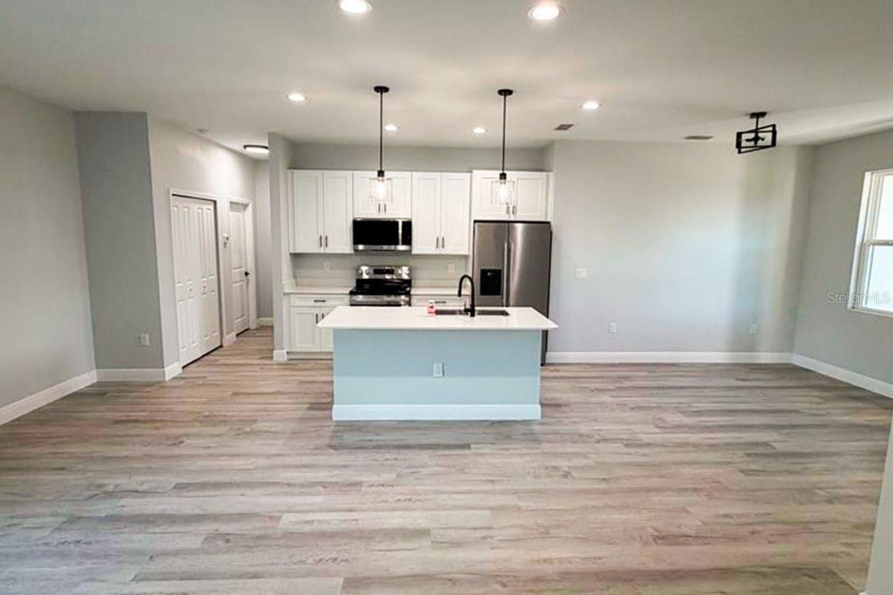 PORT CHARLOTTE SEC 065 - Residential Lease