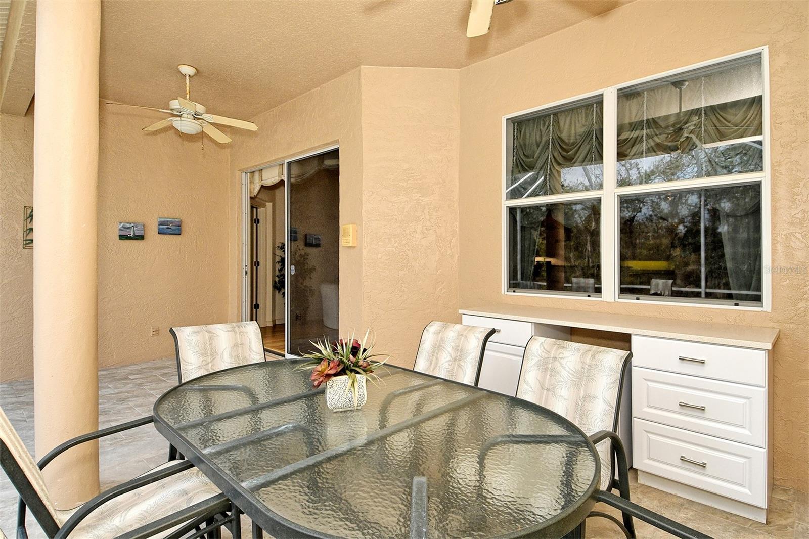 HERITAGE OAKS GOLF & COUNTRY CLUB - Residential