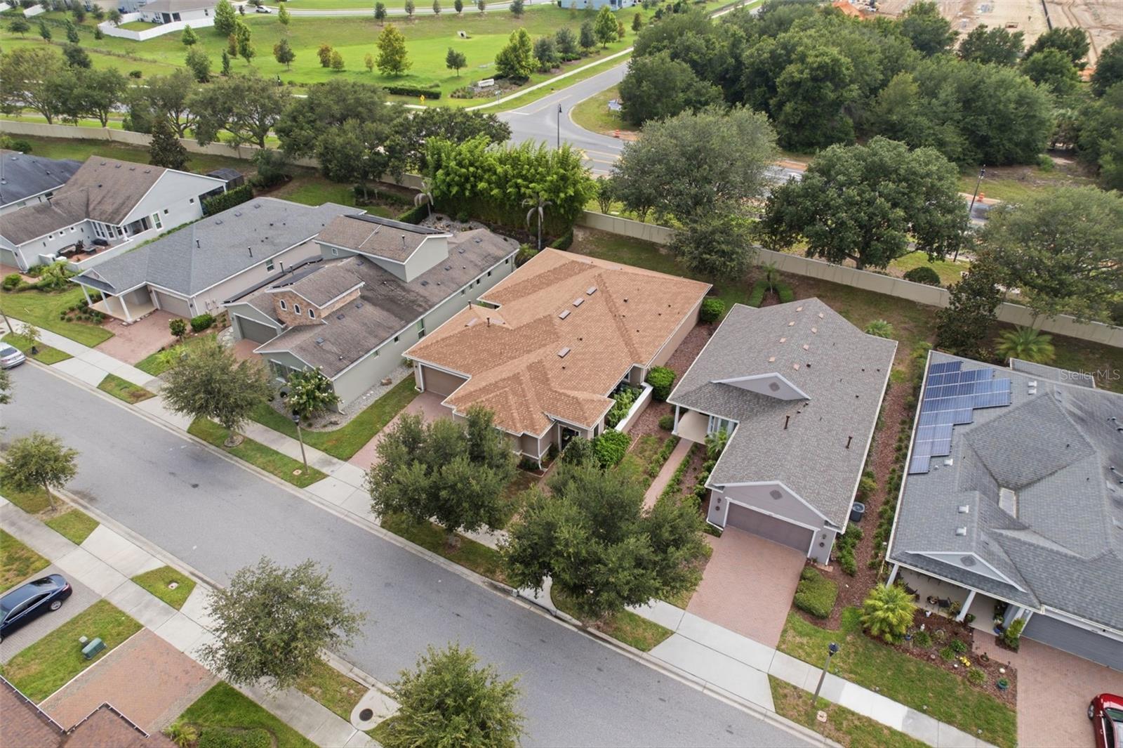 CASCADES/GROVELAND PH 4-1 - Residential