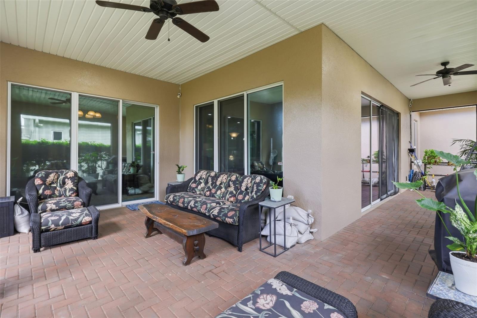 CASCADES/GROVELAND PH 4-1 - Residential