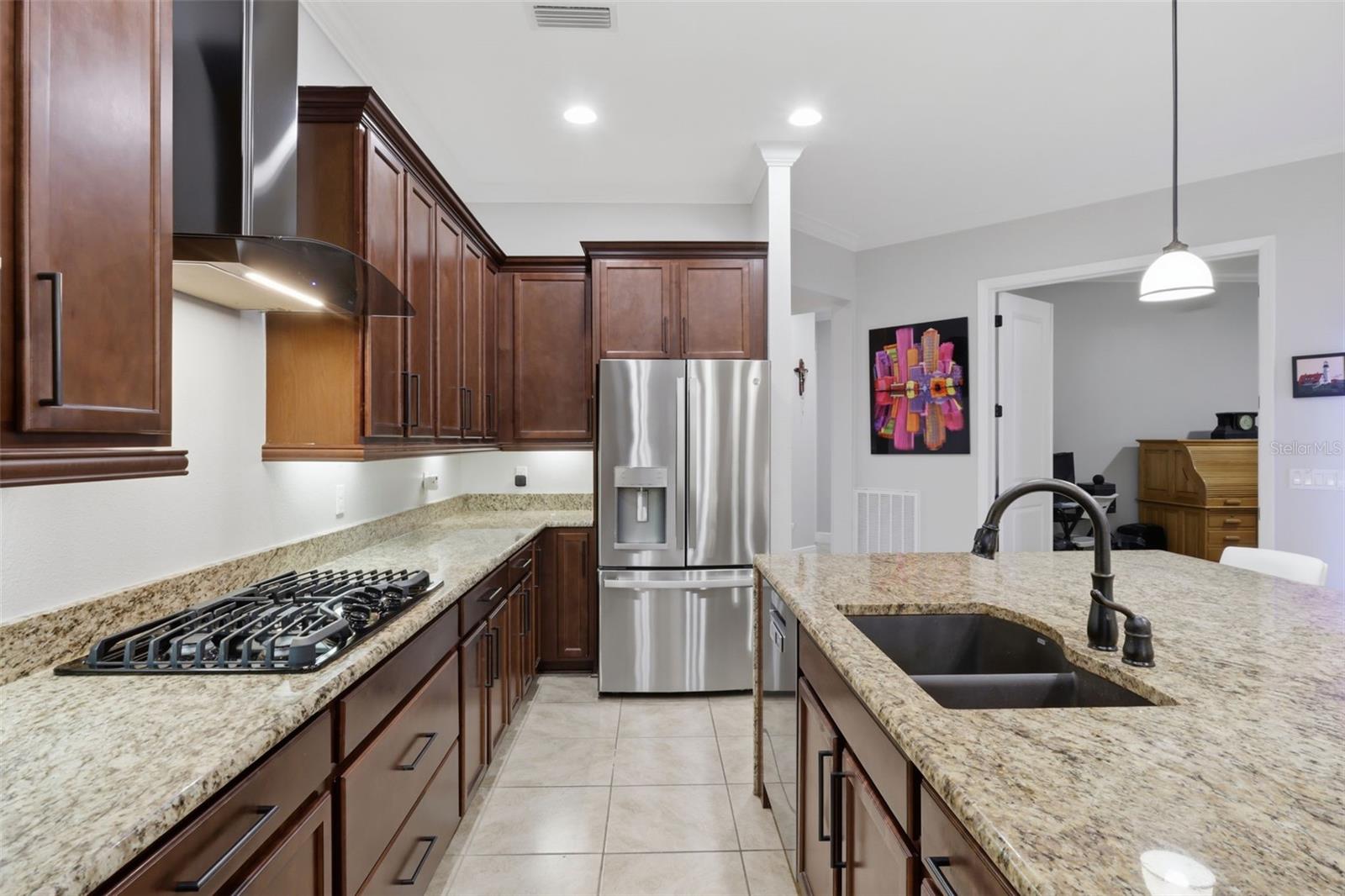 CASCADES/GROVELAND PH 4-1 - Residential