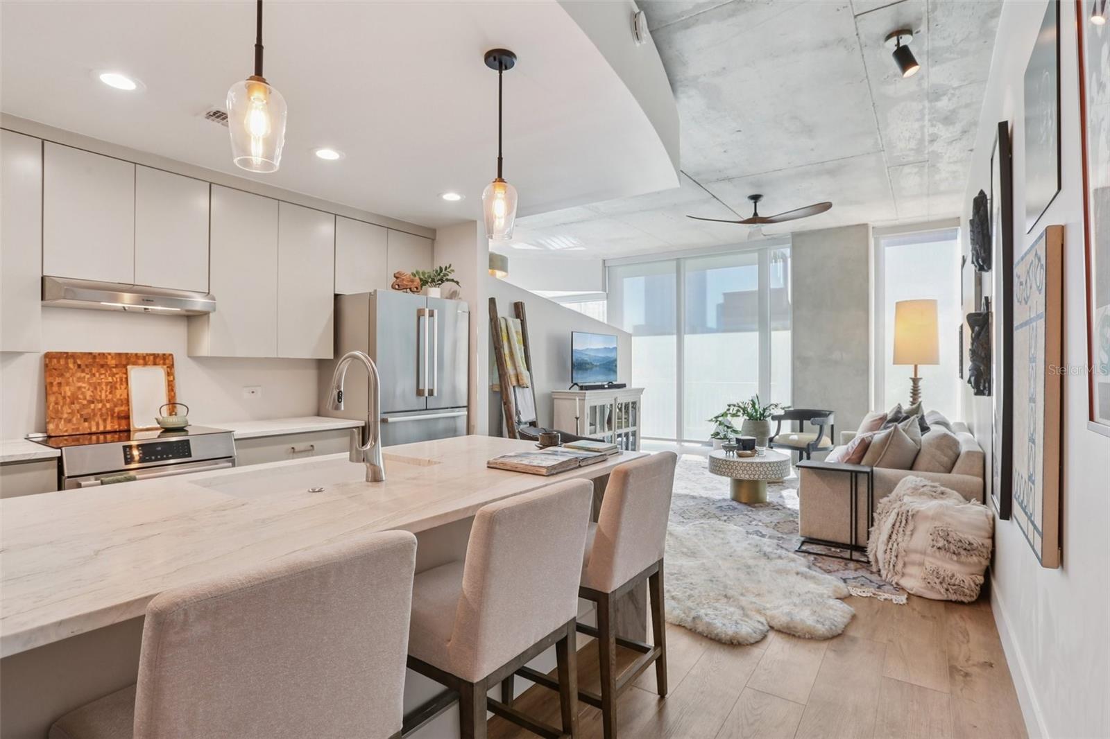 SKYPOINT A CONDO - Residential
