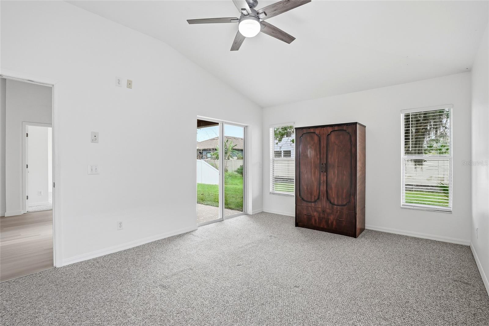 IVY LAKE ESTATES - Residential