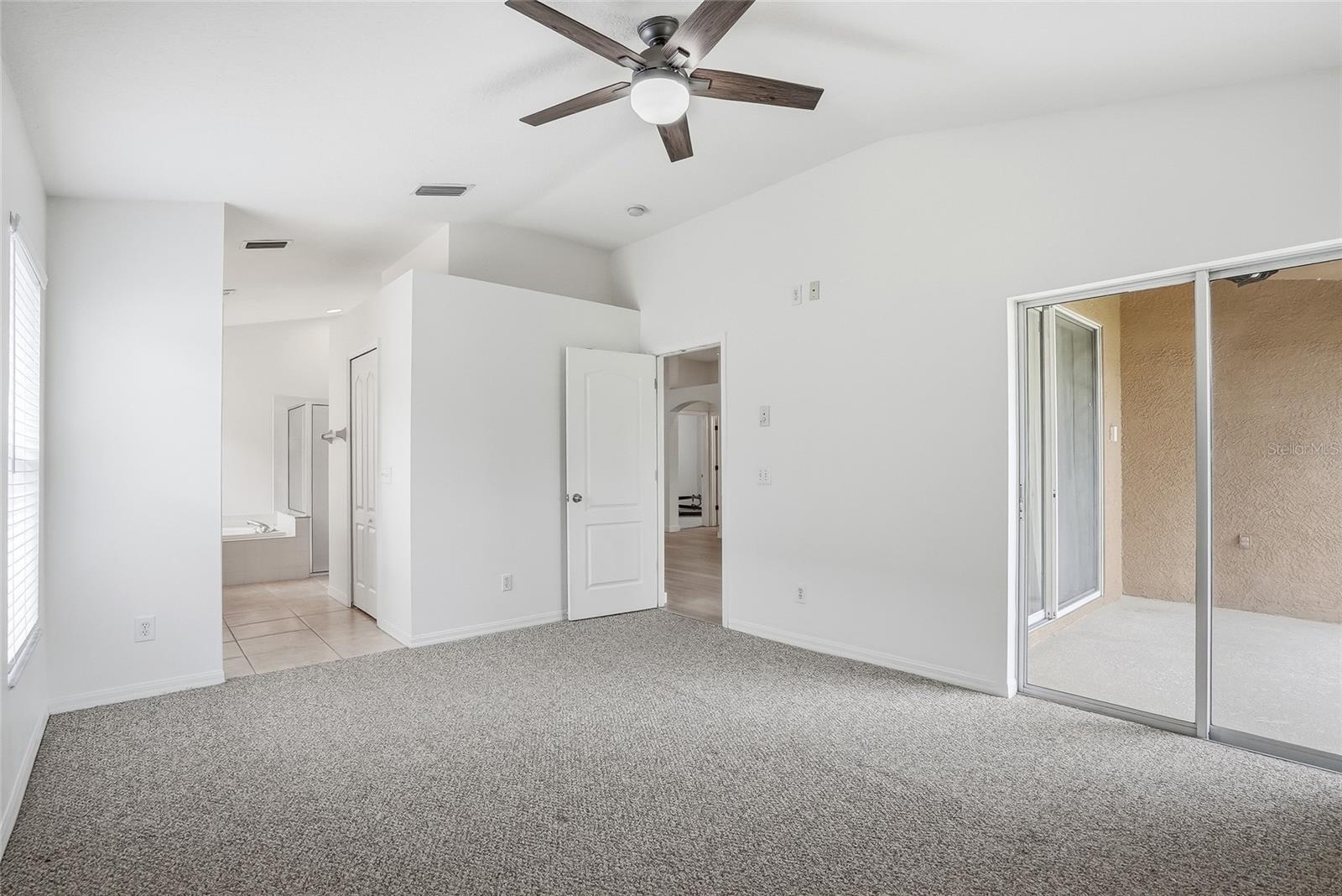 IVY LAKE ESTATES - Residential