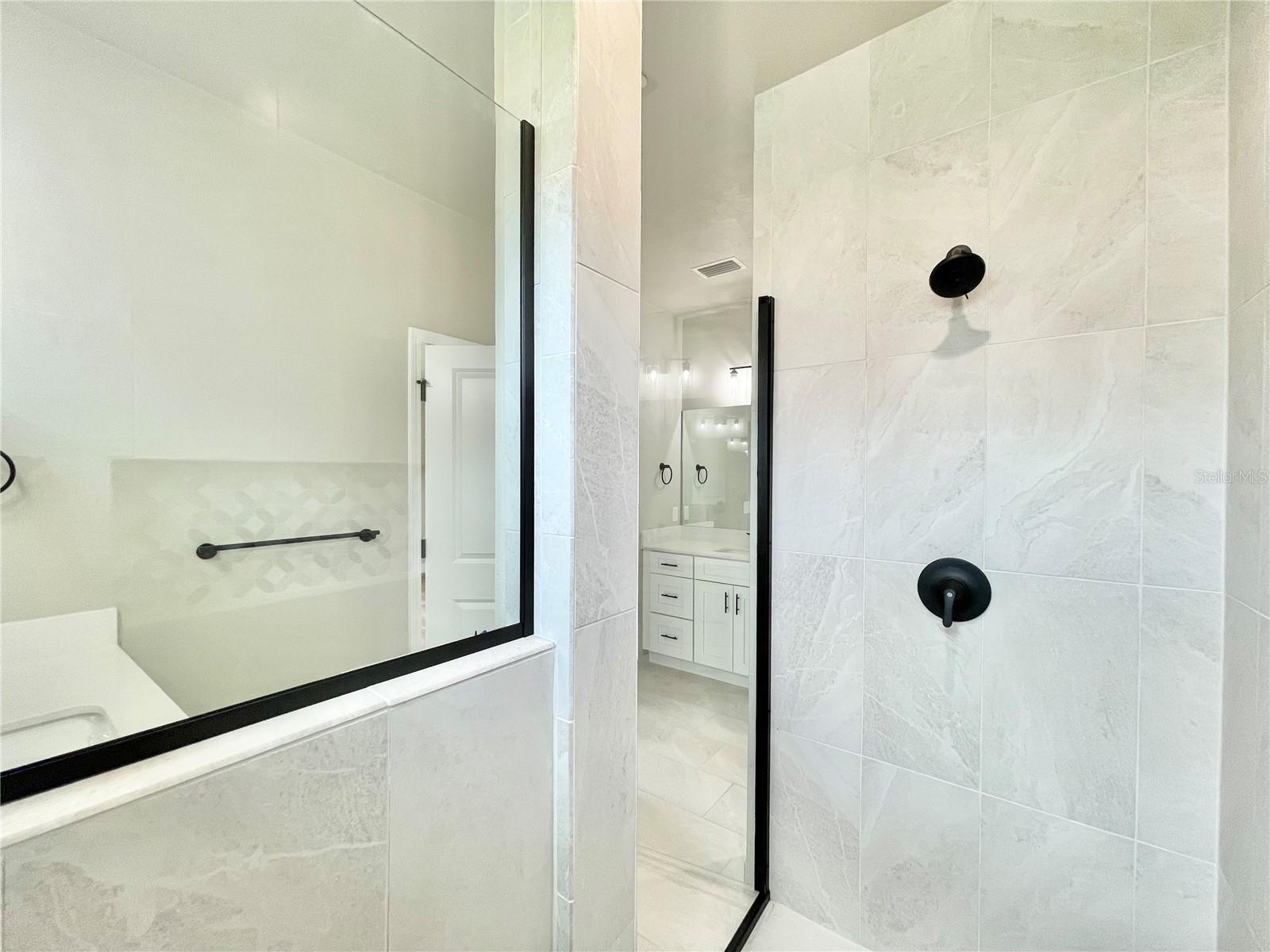 TANGLEWOOD - Residential