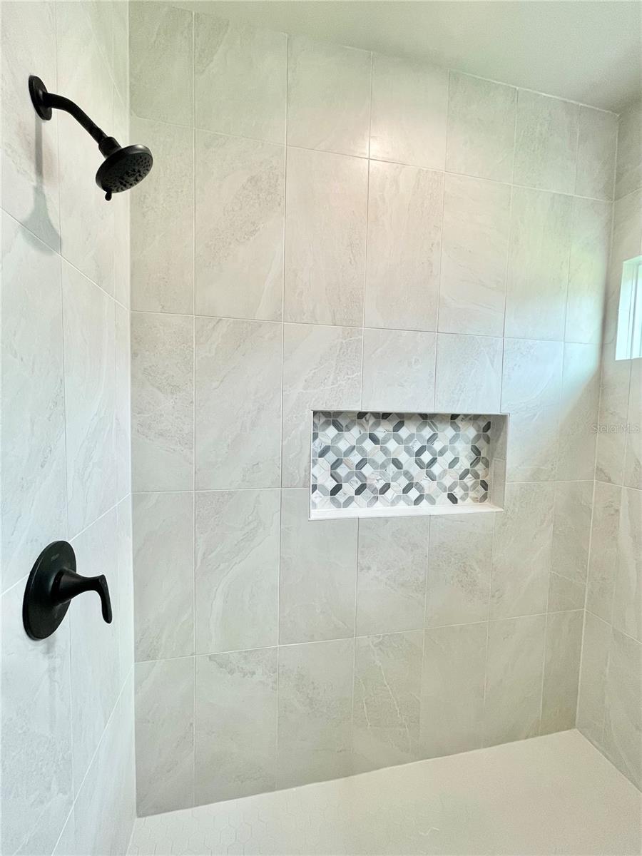 TANGLEWOOD - Residential