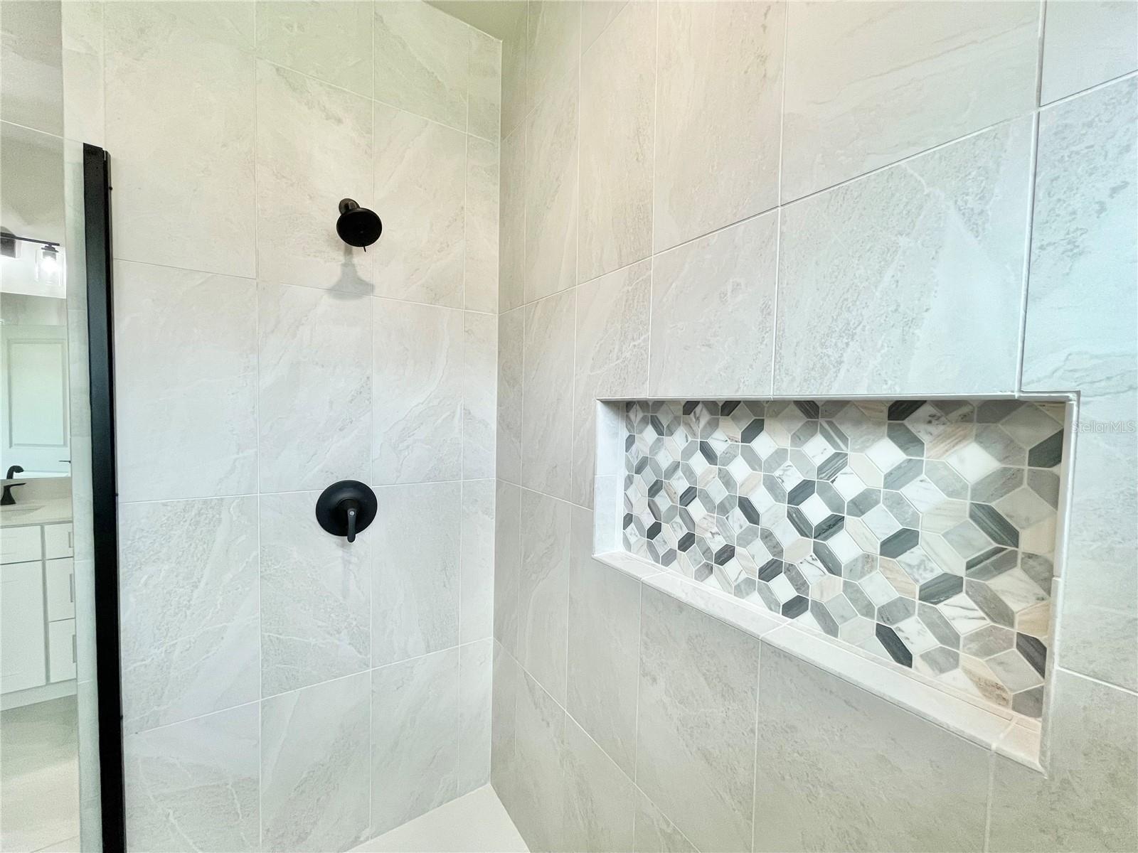 TANGLEWOOD - Residential