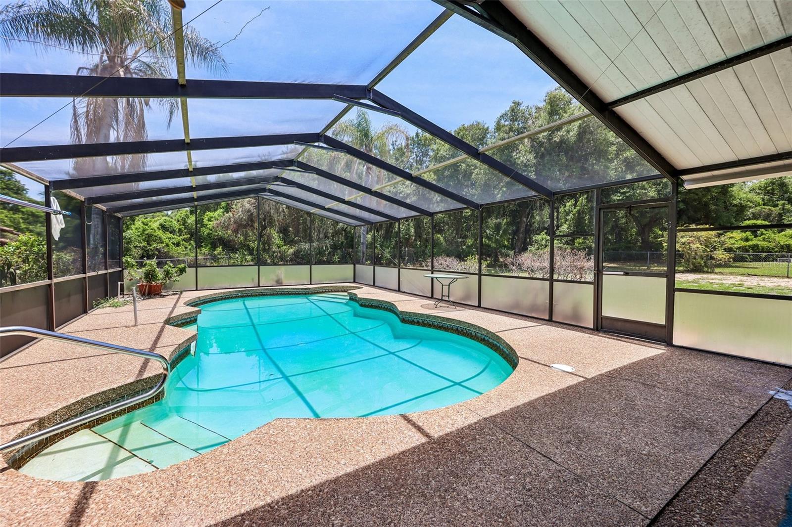 KINGS COVE - Residential