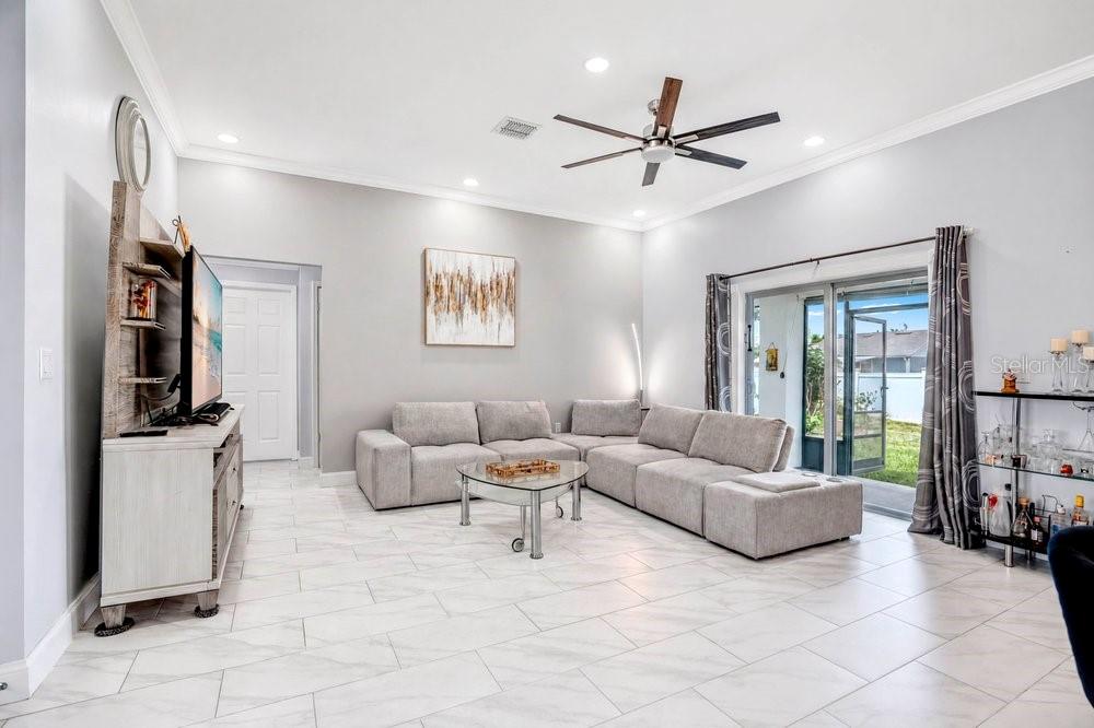 DELTONA LAKES UNIT 32 - Residential