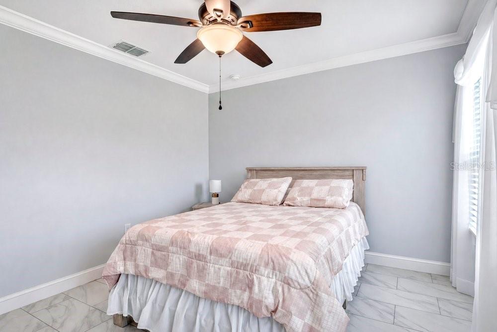 DELTONA LAKES UNIT 32 - Residential