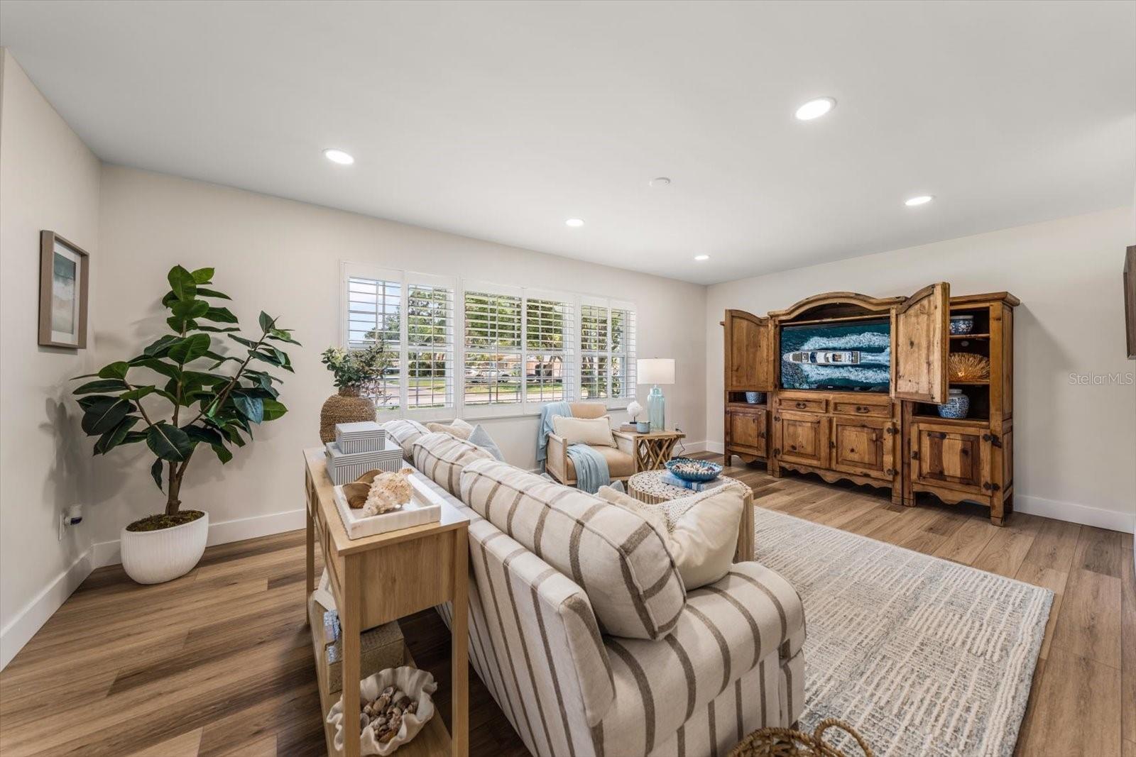 BELLEAIR ESTATES 1ST ADD - Residential
