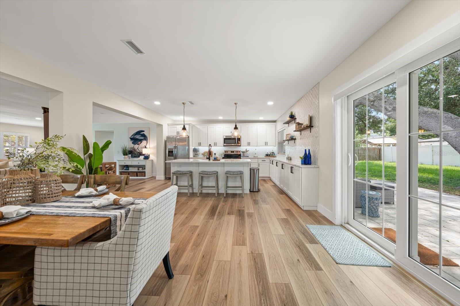 BELLEAIR ESTATES 1ST ADD - Residential