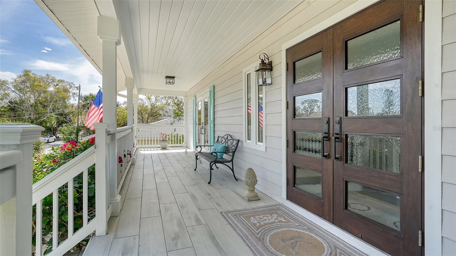 BAY ISLAND PARK - Residential