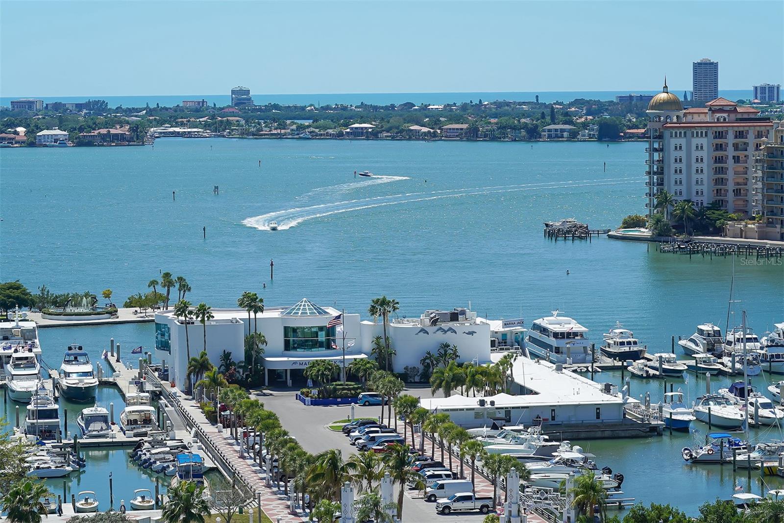BAY ISLAND PARK - Residential