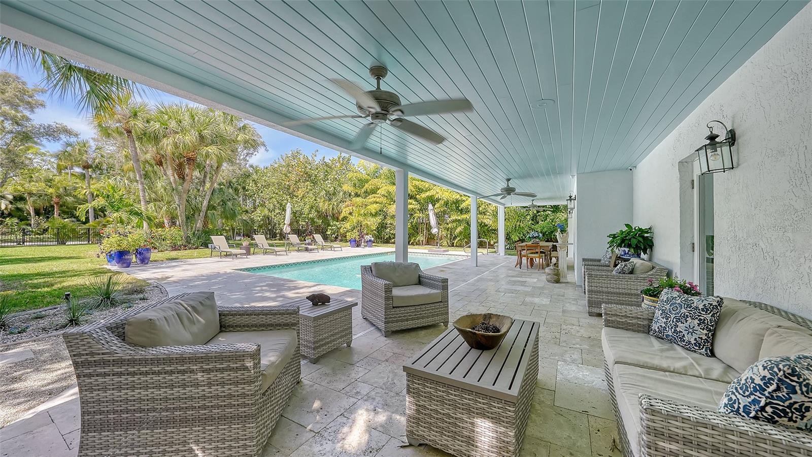BAY ISLAND PARK - Residential