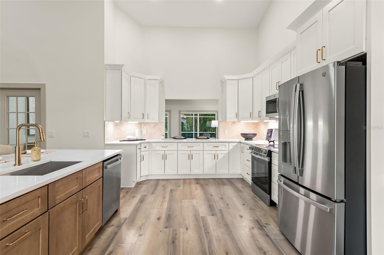 LAKE MARY WOODS PH 4 - Residential