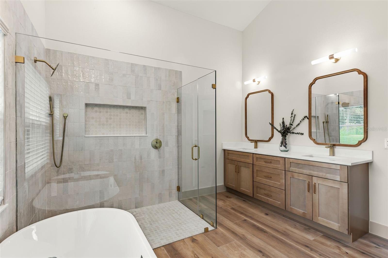 LAKE MARY WOODS PH 4 - Residential