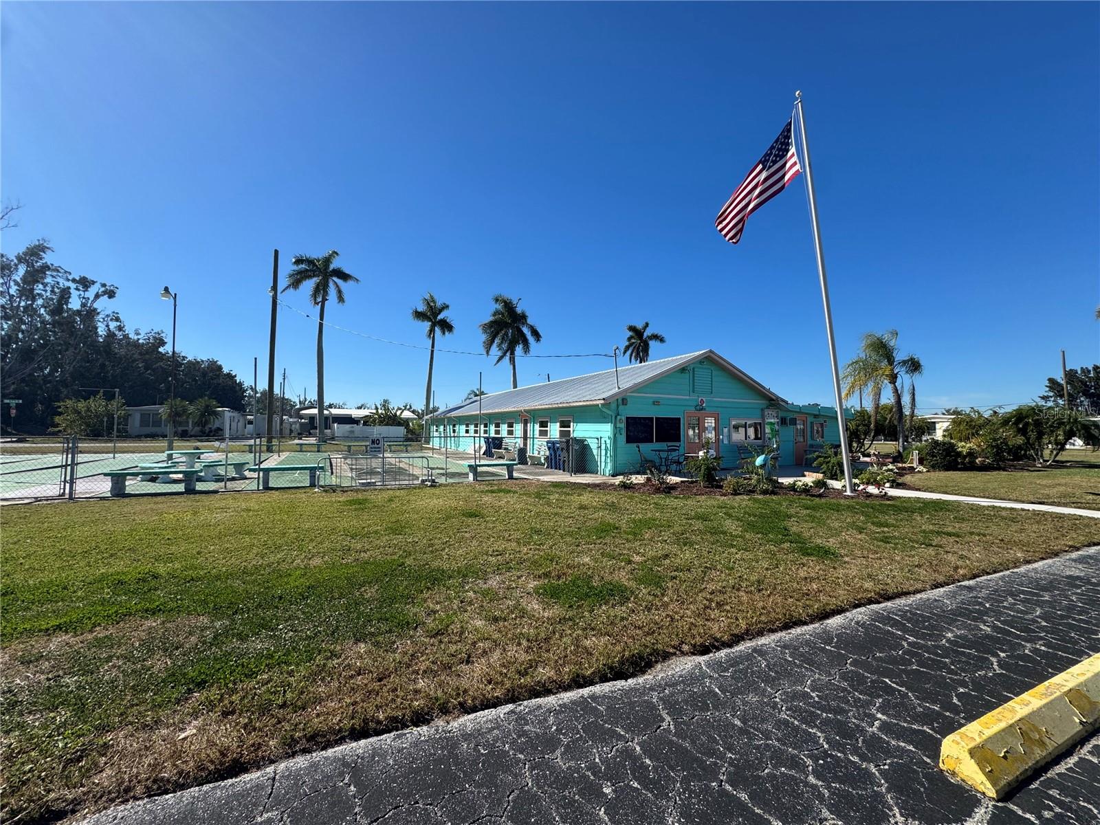 SUNNY SHORES TRAILER COMMUNITY 1ST ADD - Land