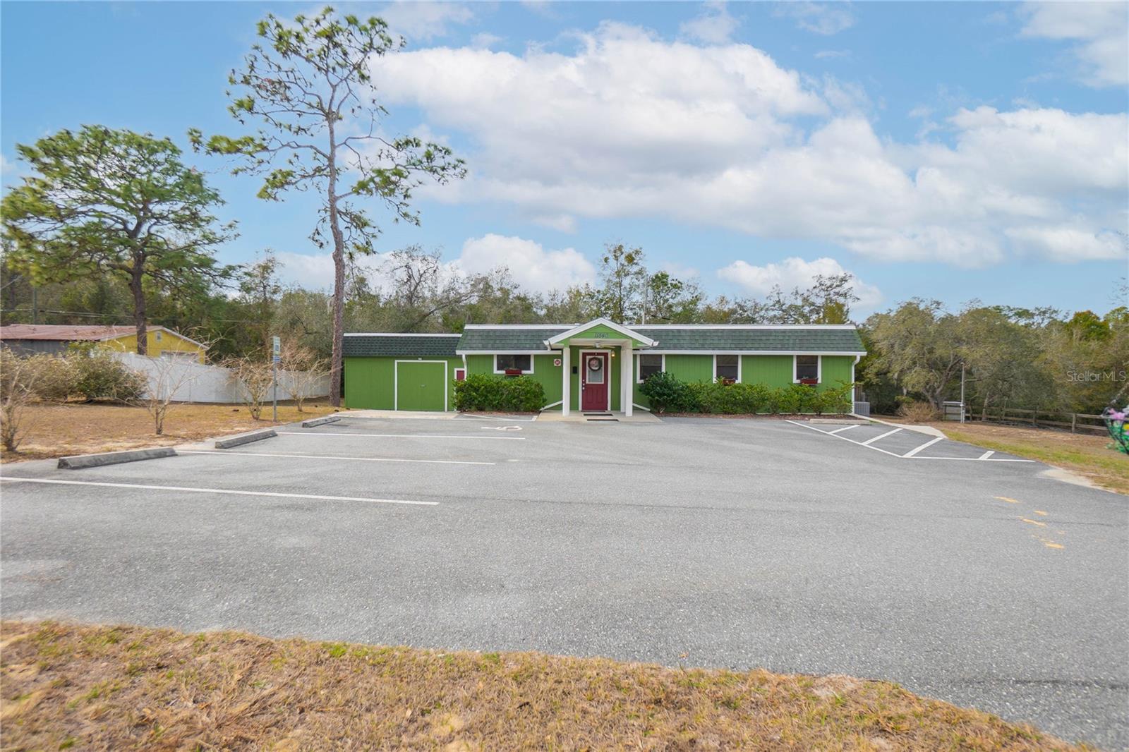 ANGUS HILLS - Commercial Sale