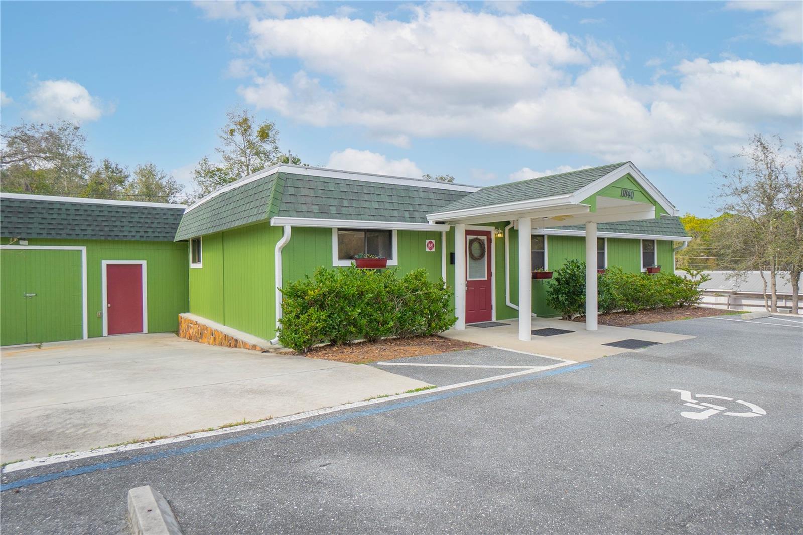 ANGUS HILLS - Commercial Sale