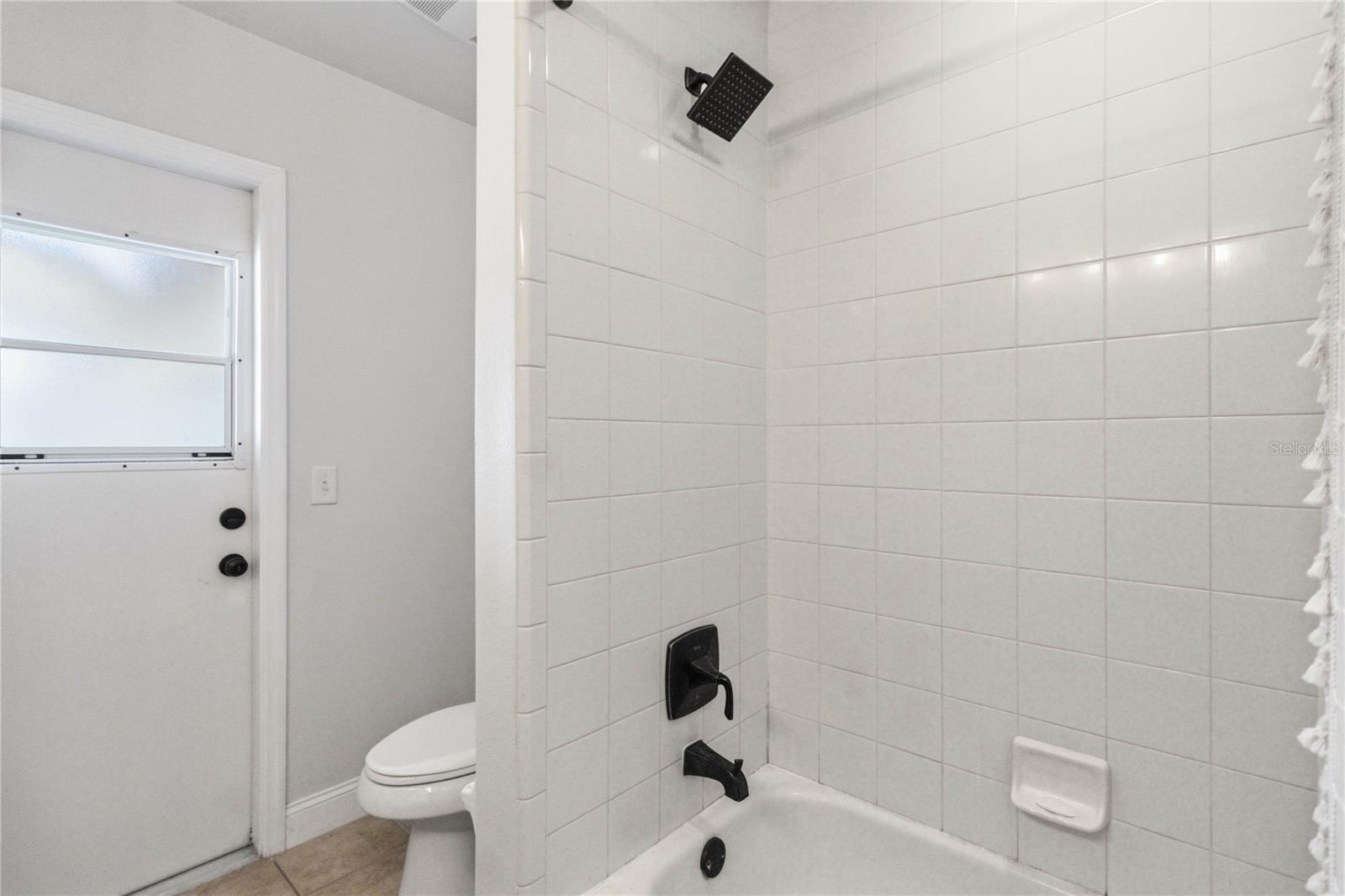 EAST LAKE RESERVE AT NARCOOSSEE UNIT 4 - Residential