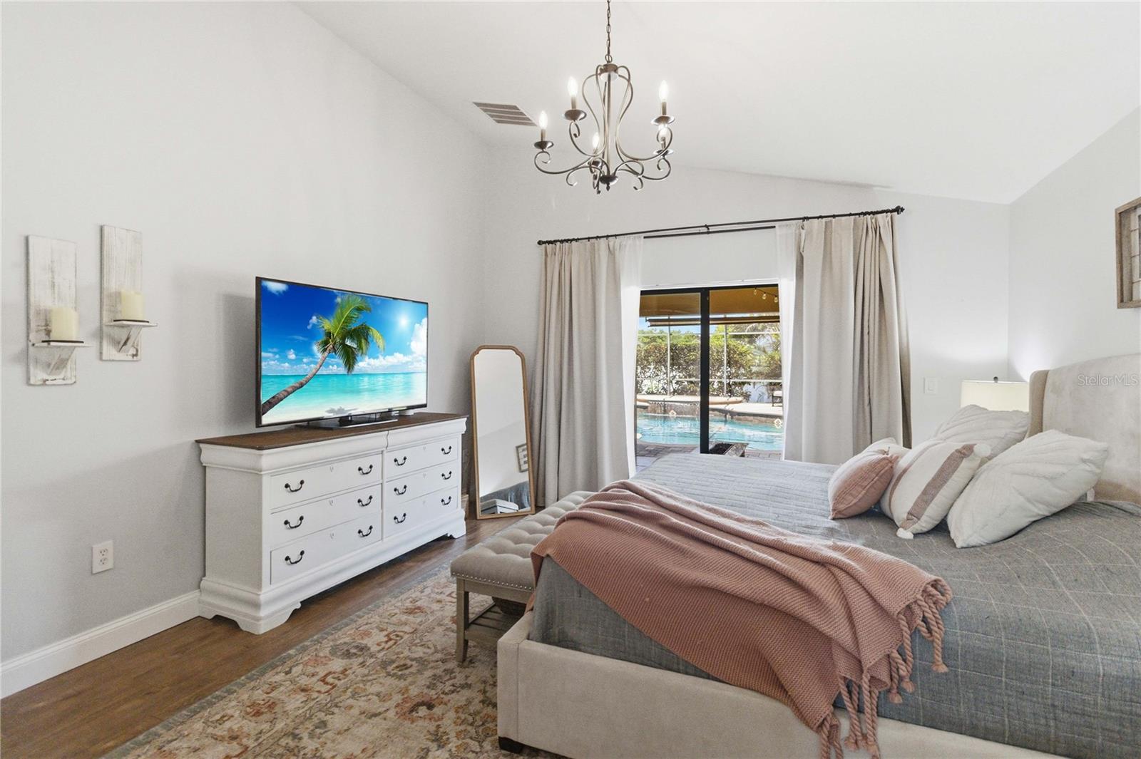 EAST LAKE RESERVE AT NARCOOSSEE UNIT 4 - Residential