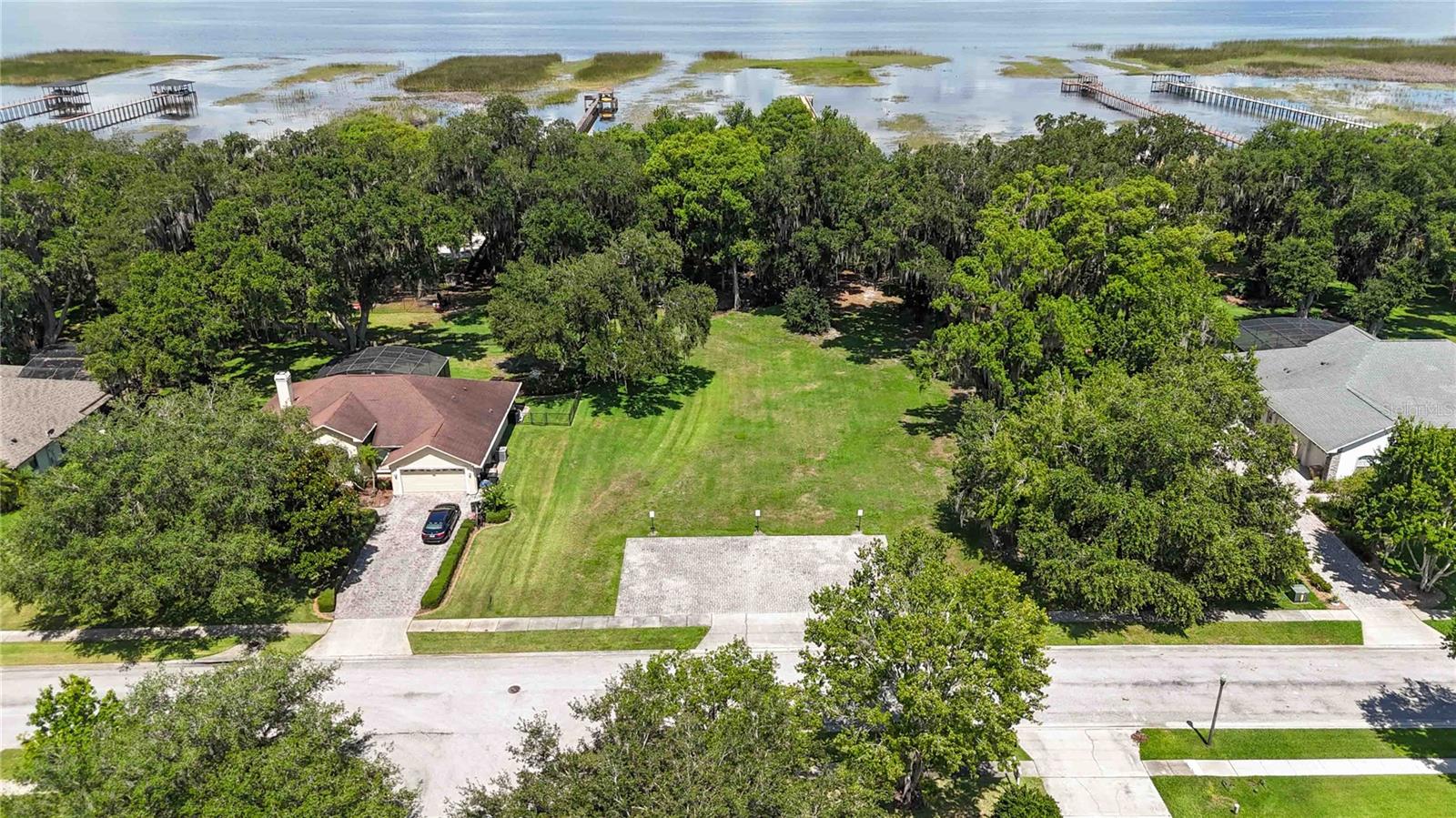 EAST LAKE RESERVE AT NARCOOSSEE UNIT 4 - Residential