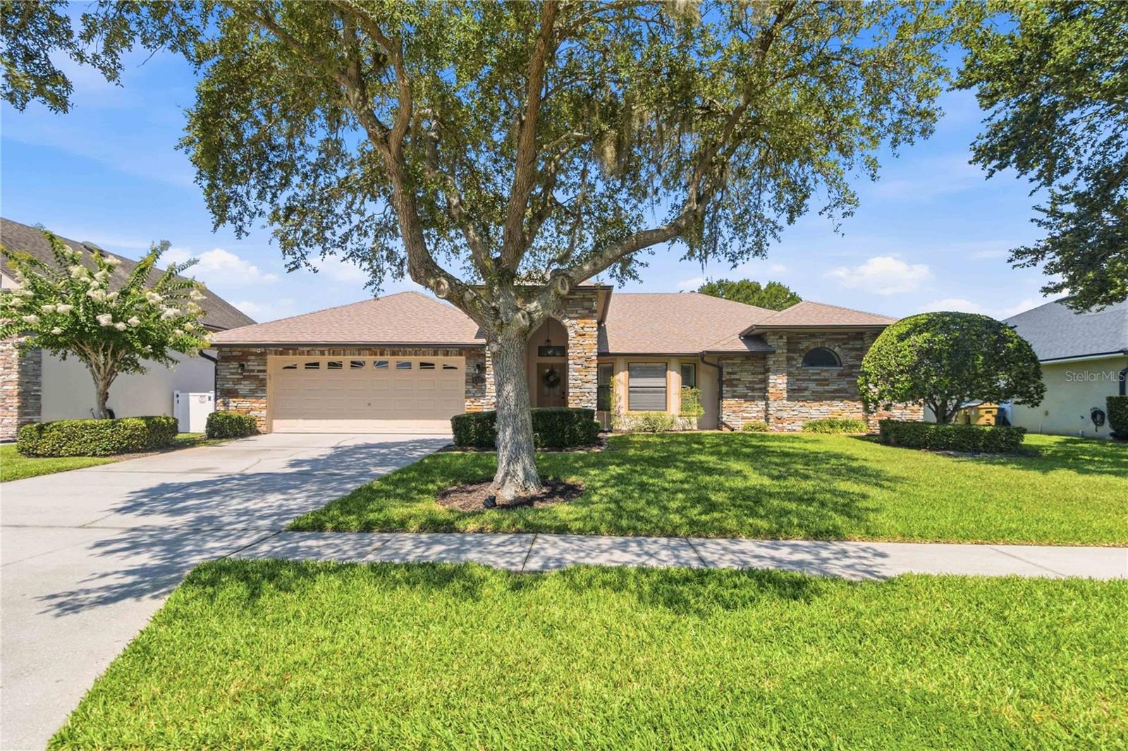 EAST LAKE RESERVE AT NARCOOSSEE UNIT 4 - Residential