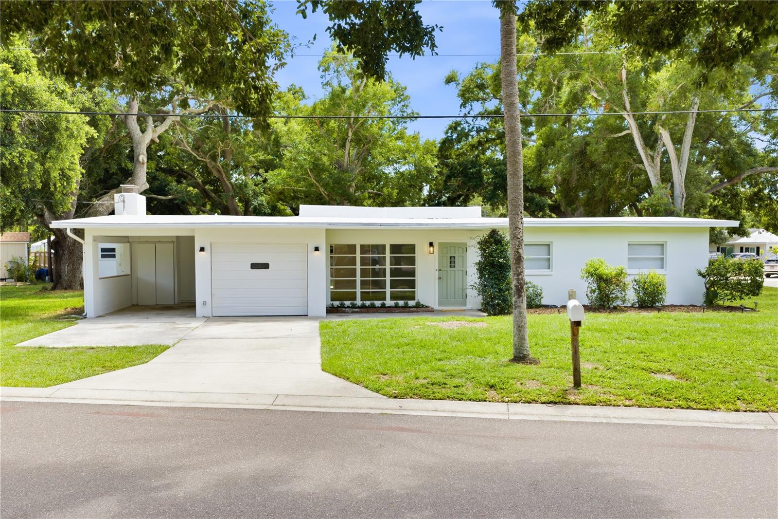 DUNEDIN ISLES COUNTRY CLUB - Residential