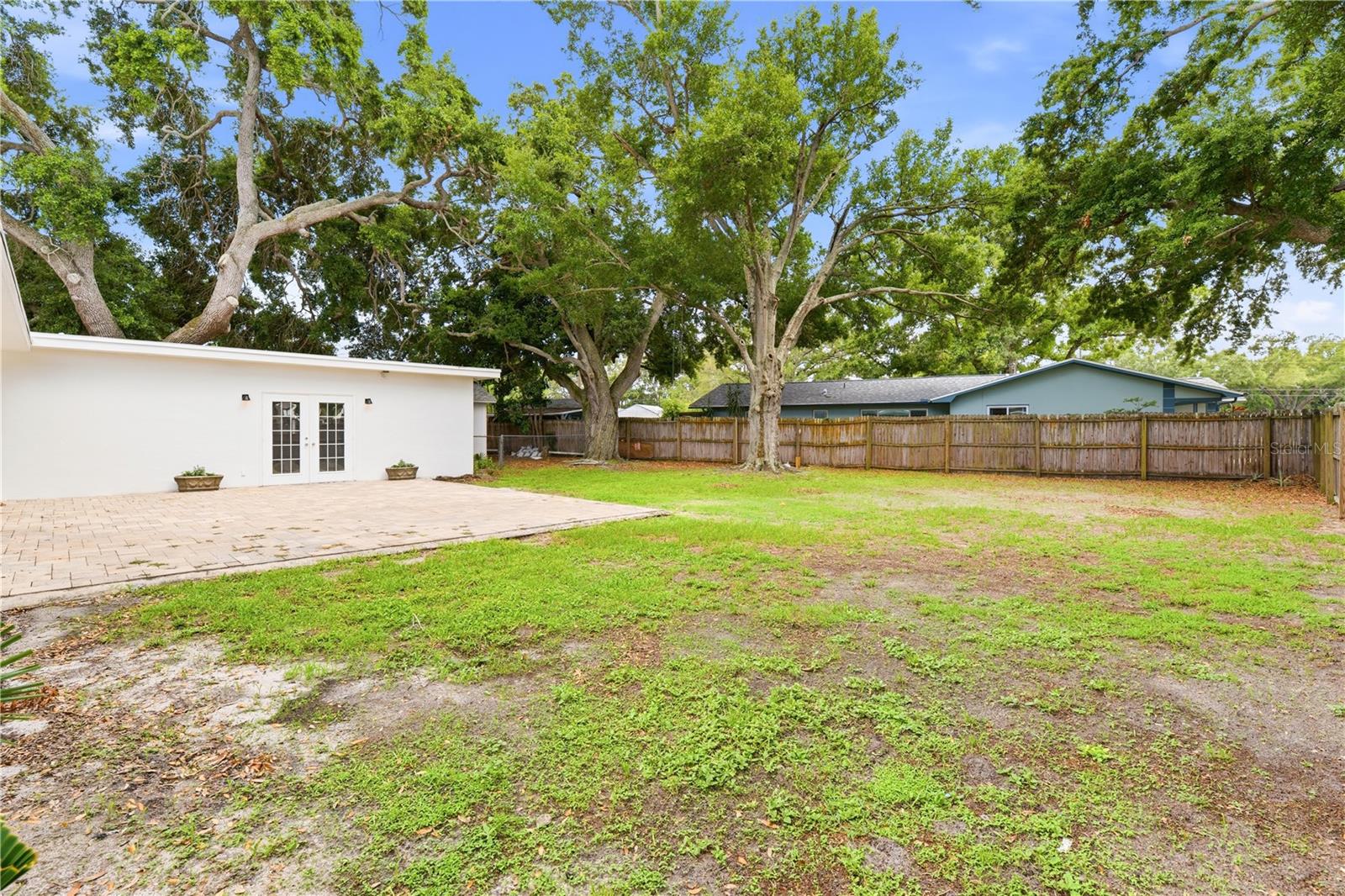 DUNEDIN ISLES COUNTRY CLUB - Residential