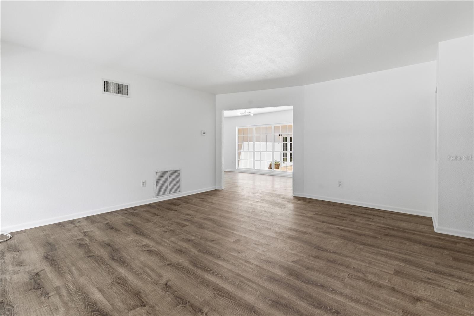 DUNEDIN ISLES COUNTRY CLUB - Residential