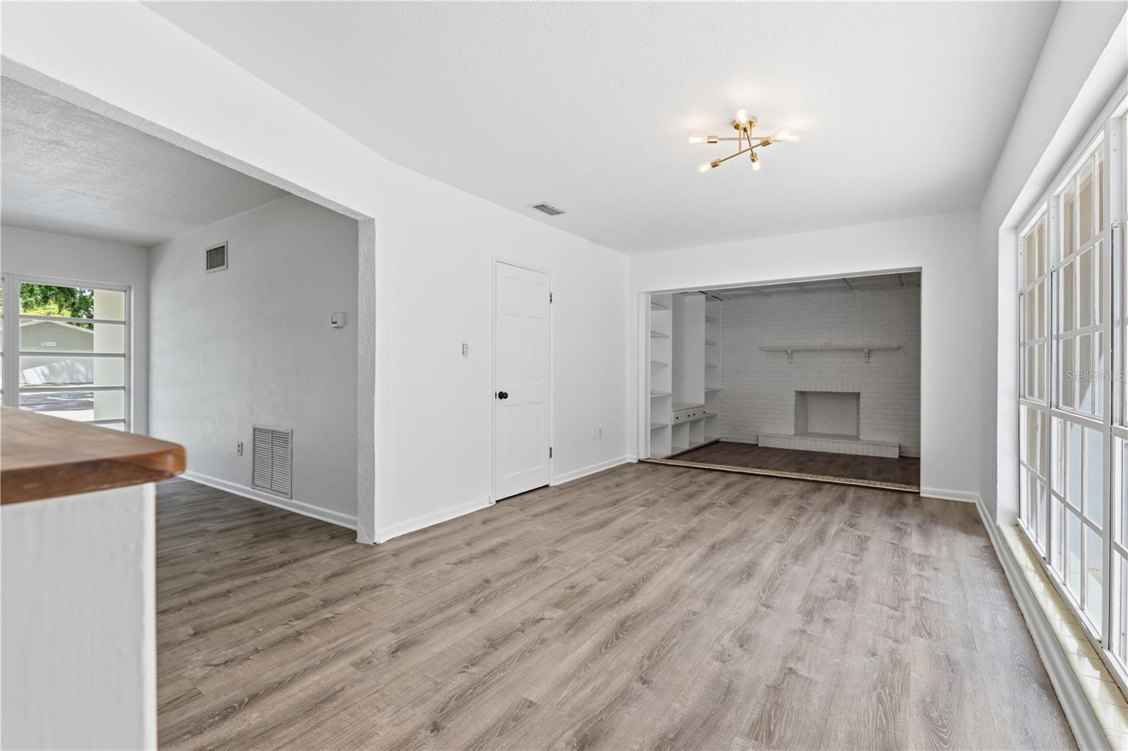 DUNEDIN ISLES COUNTRY CLUB - Residential