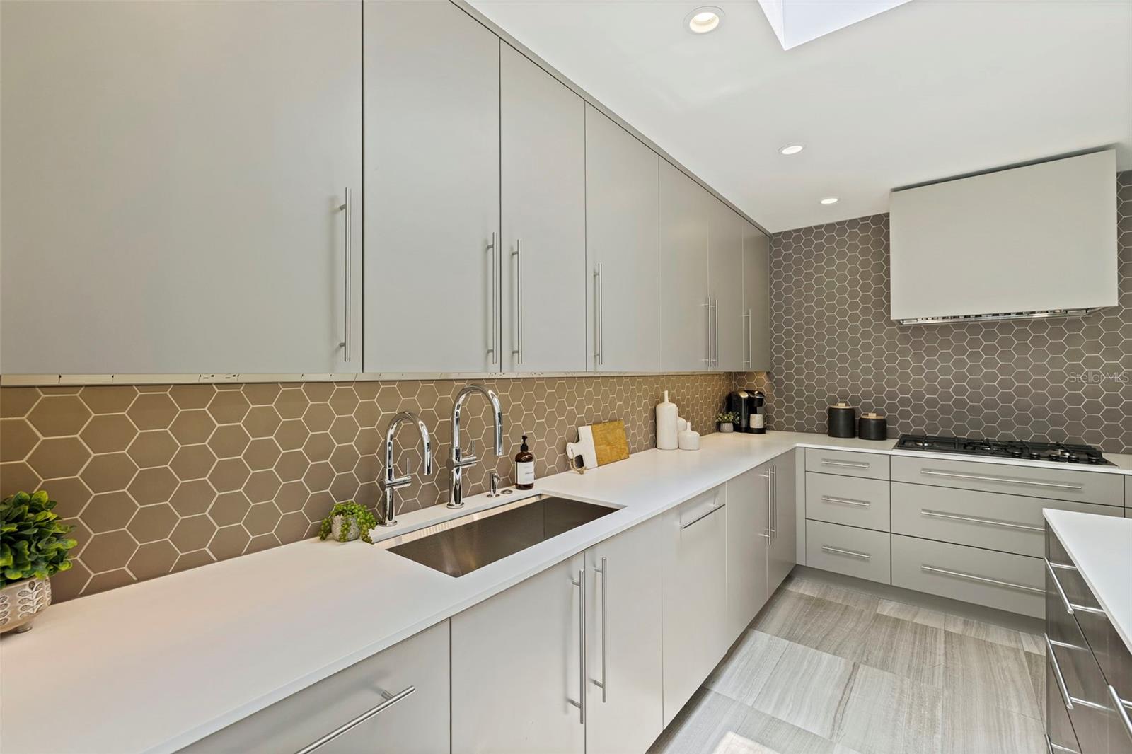 SNELLS C PERRY NORTH SHORE ADD REV REP - Residential