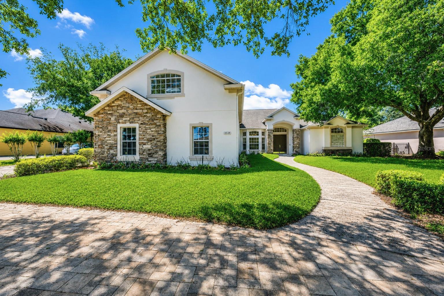 WINDSOR HILL - Residential